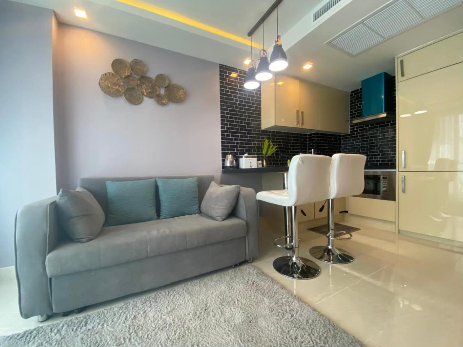 Grand Avenue Suites X Monthstayz Thailand Pattaya Eksteriør billede