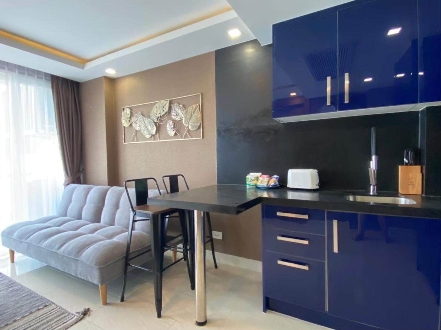 Grand Avenue Suites X Monthstayz Thailand Pattaya Eksteriør billede