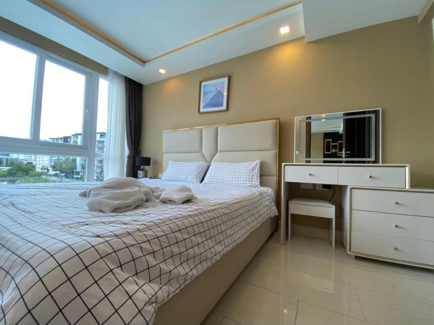 Grand Avenue Suites X Monthstayz Thailand Pattaya Eksteriør billede