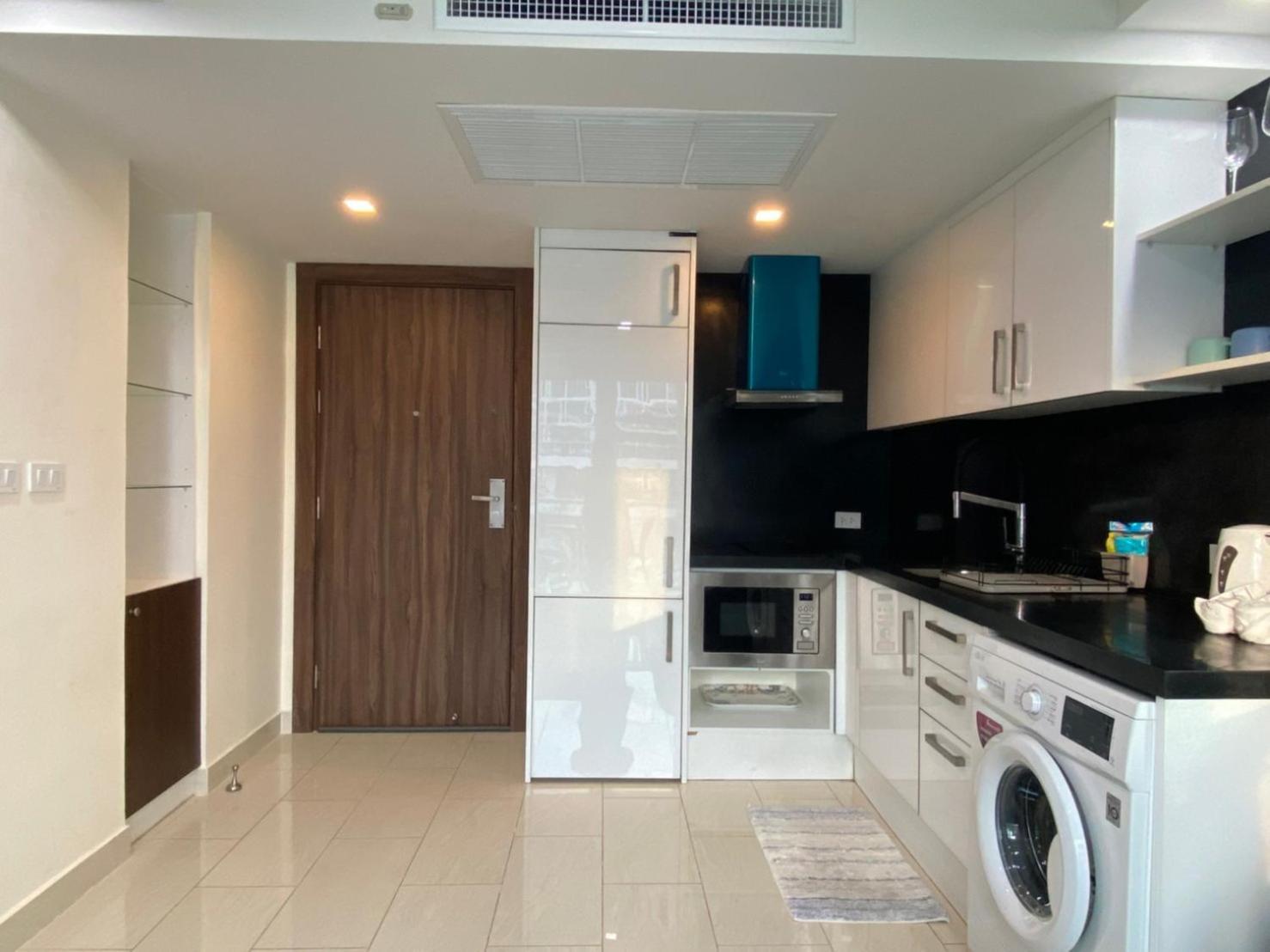 Grand Avenue Suites X Monthstayz Thailand Pattaya Eksteriør billede