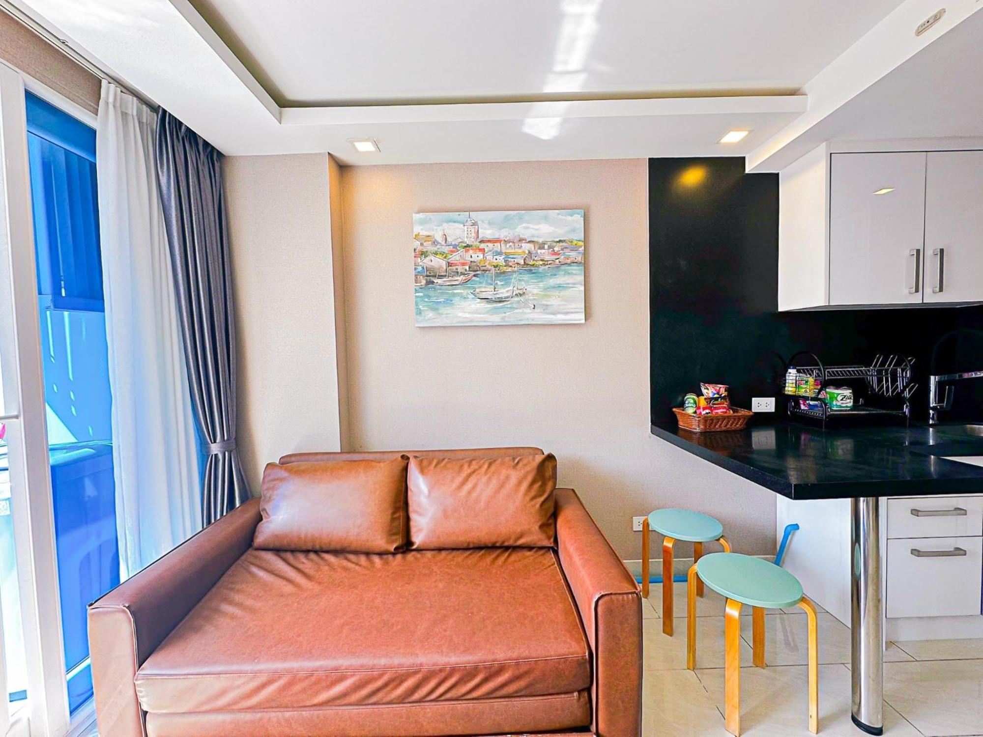 Grand Avenue Suites X Monthstayz Thailand Pattaya Eksteriør billede