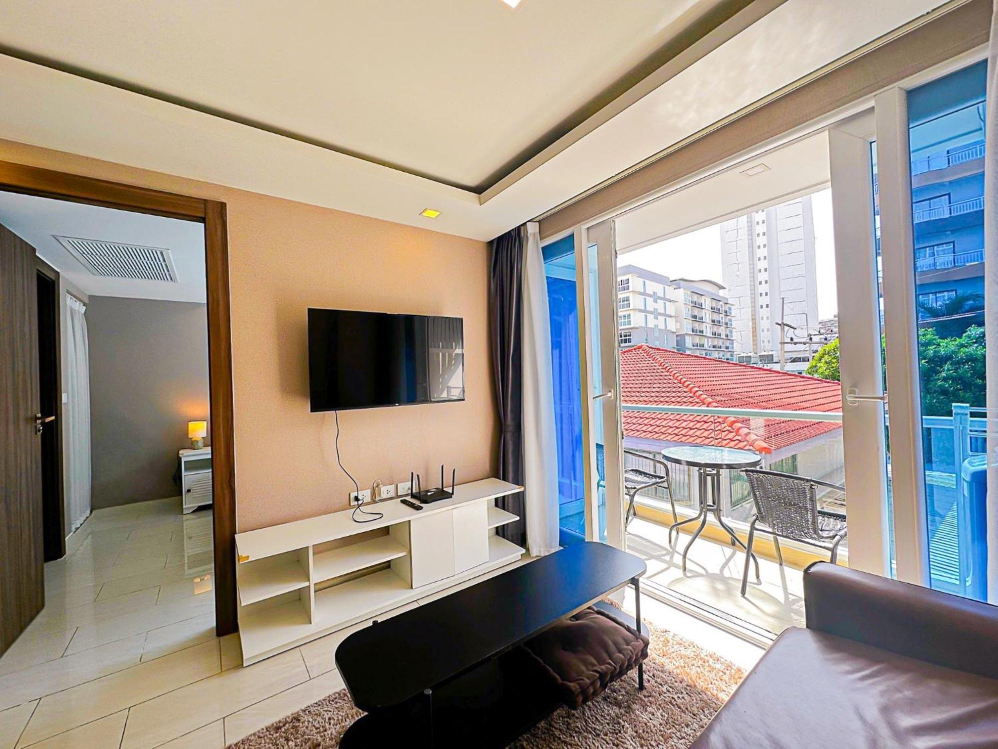 Grand Avenue Suites X Monthstayz Thailand Pattaya Eksteriør billede