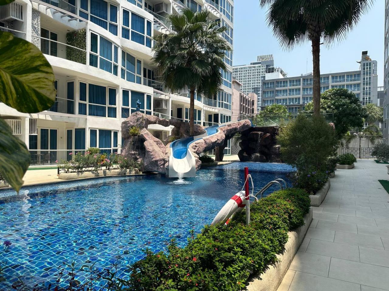 Grand Avenue Suites X Monthstayz Thailand Pattaya Eksteriør billede